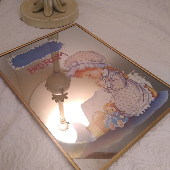 Vintage Childrens bedroom mirror - Picture 12 of 13
